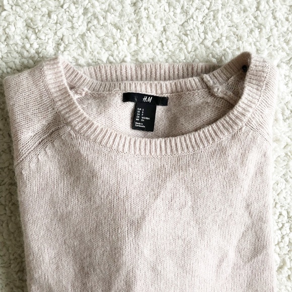 H&M Sweater - Picture 3 of 4